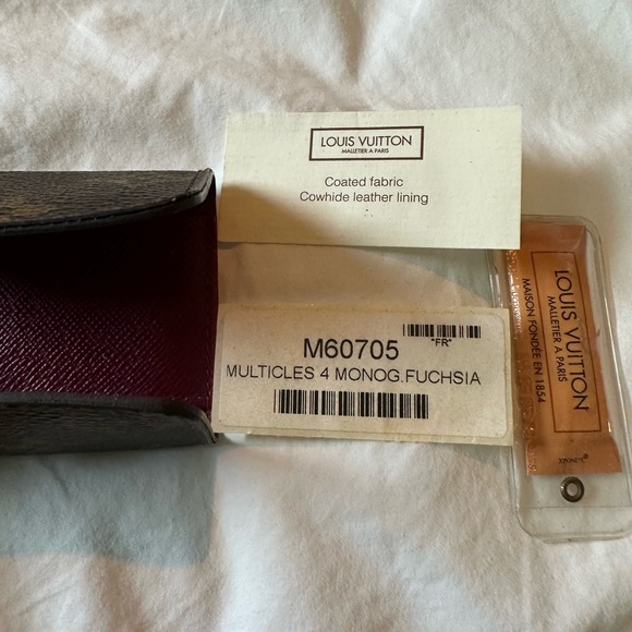 LOUIS VUITTON Monogram 4 Key Multicles Holder in Fuchsia - Picture 3 of 5